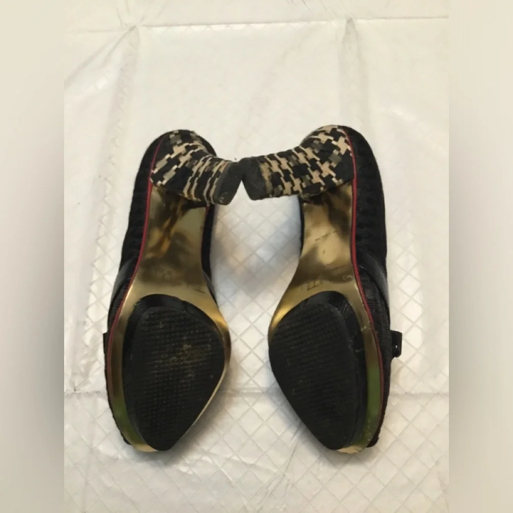 Skechers Black Peep-Toe Buckle Pumps